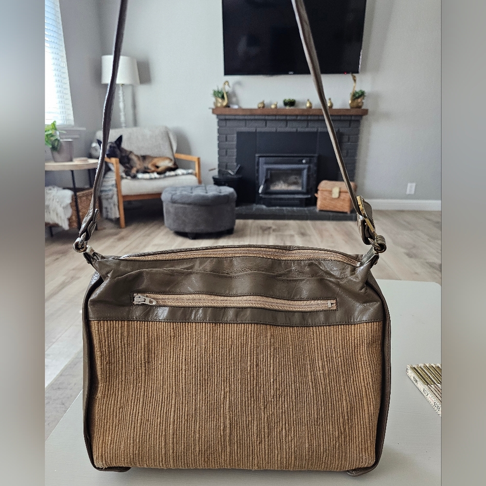 Very Vintage Shoulder Bag